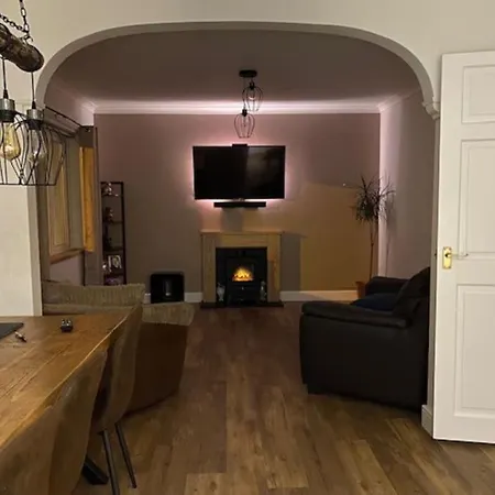Detached Close To The Newquay Saint Columb Minor